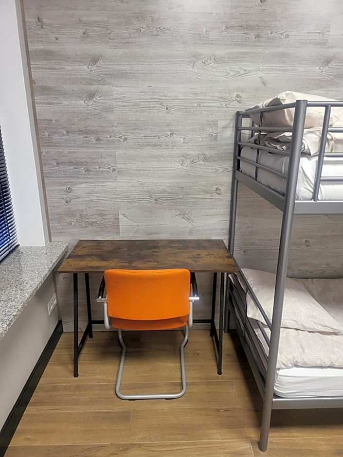 Rooms4Rest Bokserska - Private rooms for tourists