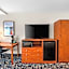 Wyndham Bloomington - Mall of America