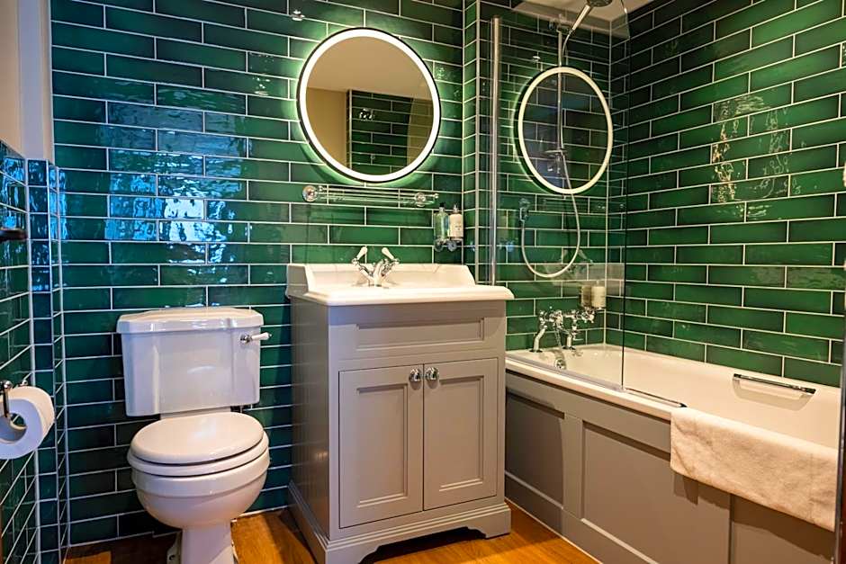 Wheatsheaf Hotel by Chef & Brewer Collection