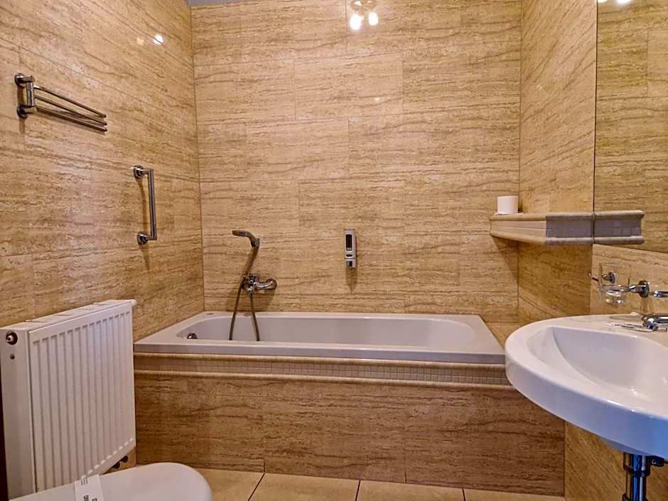 Hotel i Restauracja Pod Szyszkami