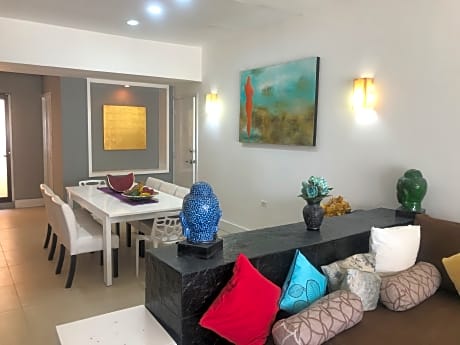 ALDEA THAI PH 3 BEDROOMS POOL/ROOFTOP 310