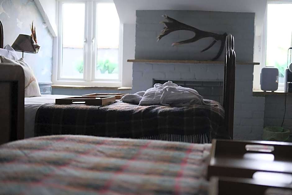 The Crown Inn Dial Post