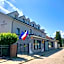Grand Petit Hotel