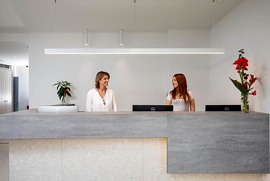 Bella Vista Beach Hotel