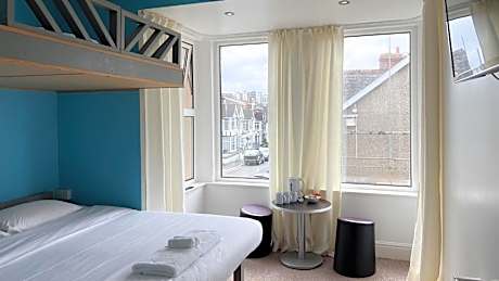 Comfort Triple Room