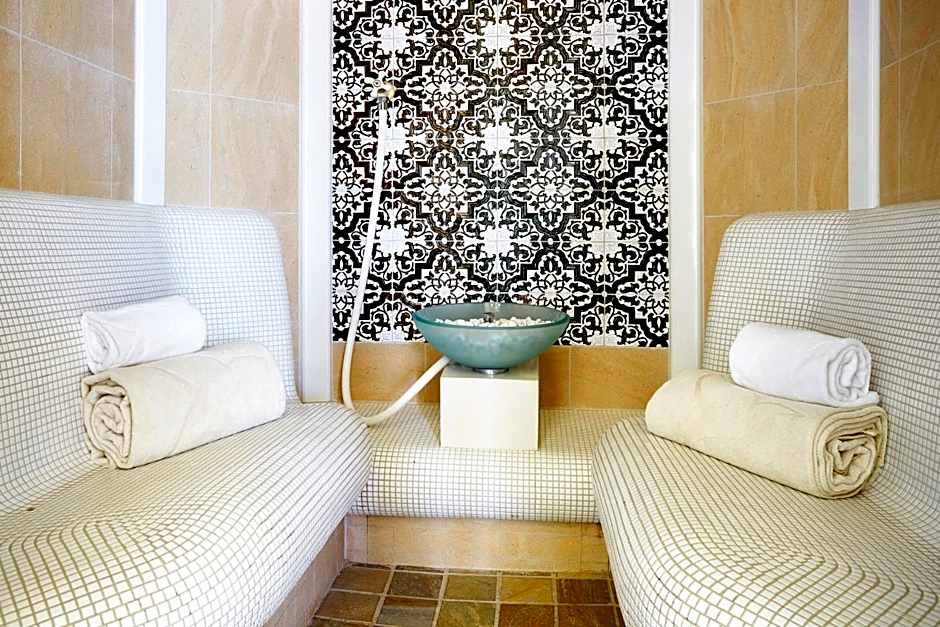 Grupotel Macarella Suites & Spa