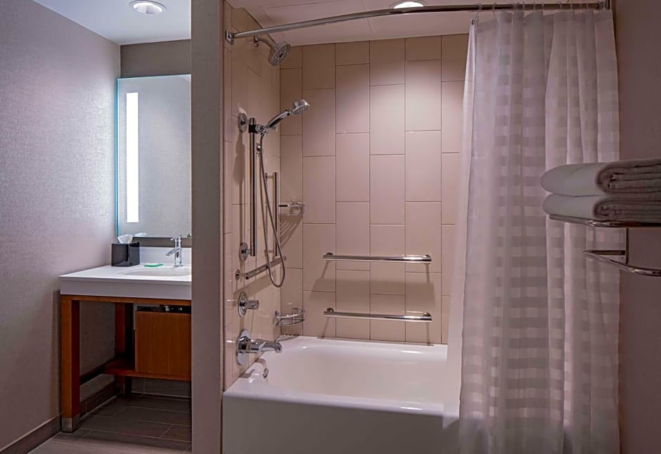 Hyatt Place Indianapolis Downtown