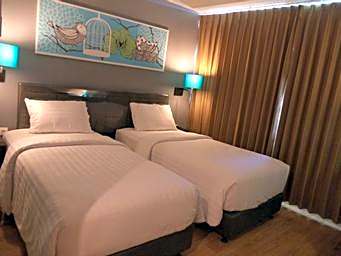 Idoop Hotel by Prasanthi