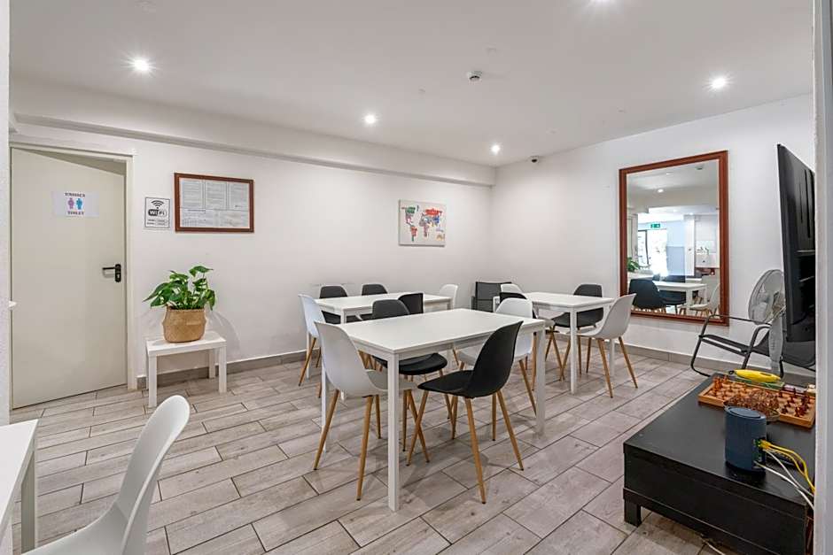 Blife Sun Hostel & Rooms