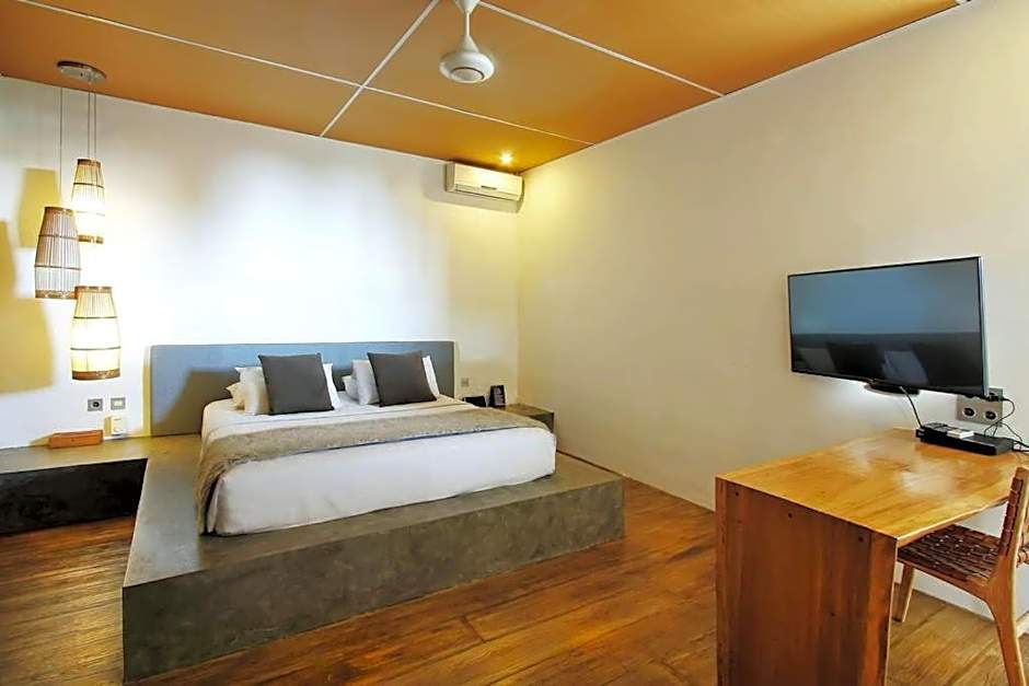 Clio Apartment