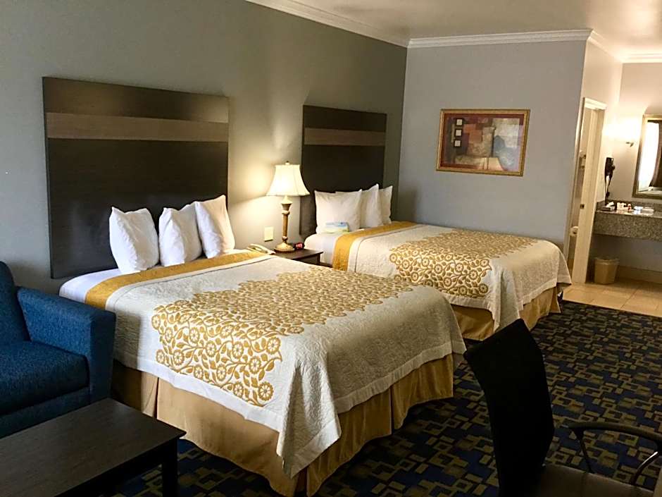 Days Inn by Wyndham Robstown