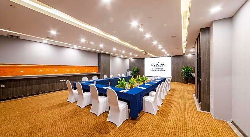 Novotel Zhengzhou Convention Centre Hotel