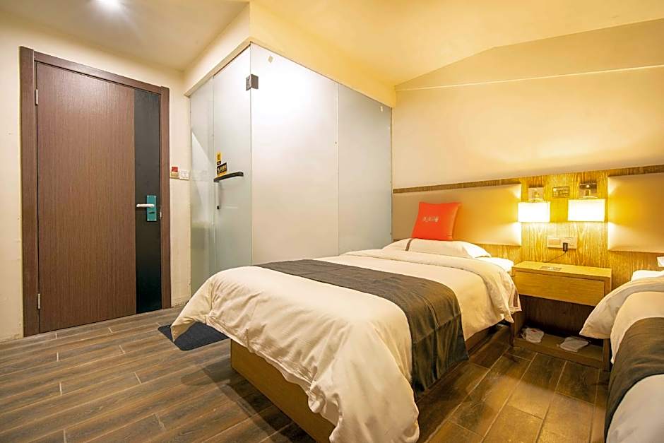 Thank Inn Shanghai Jiading Jinsha Road