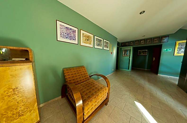 Hotel Alef