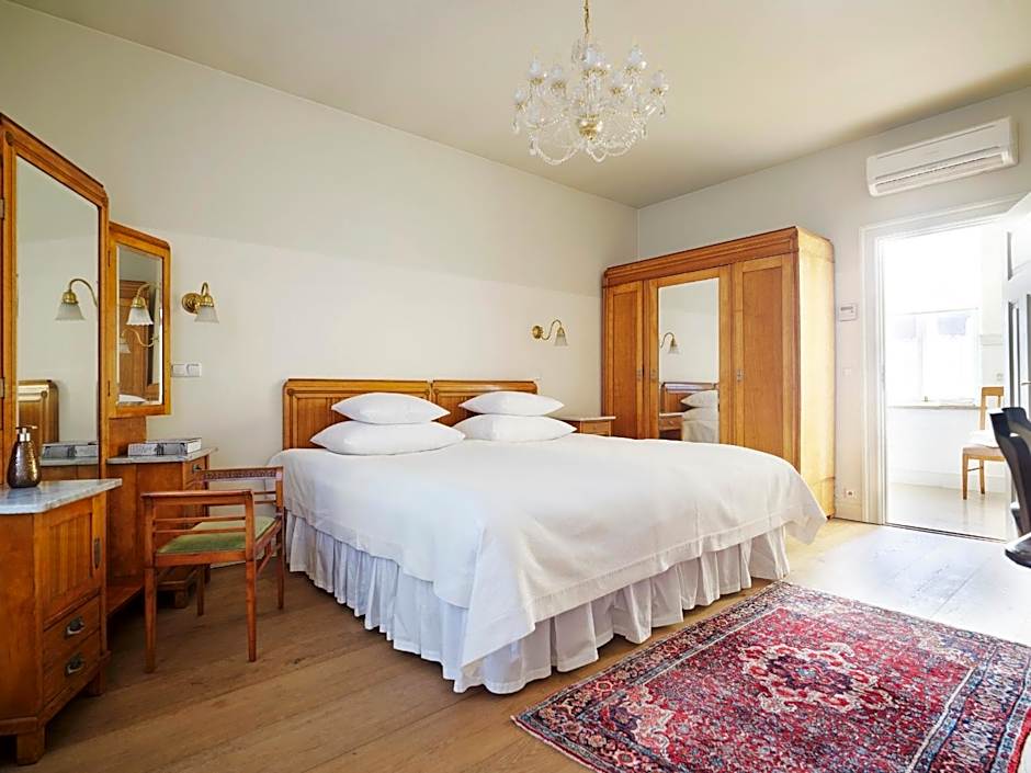 Villa Ammende Restaurant and Hotel