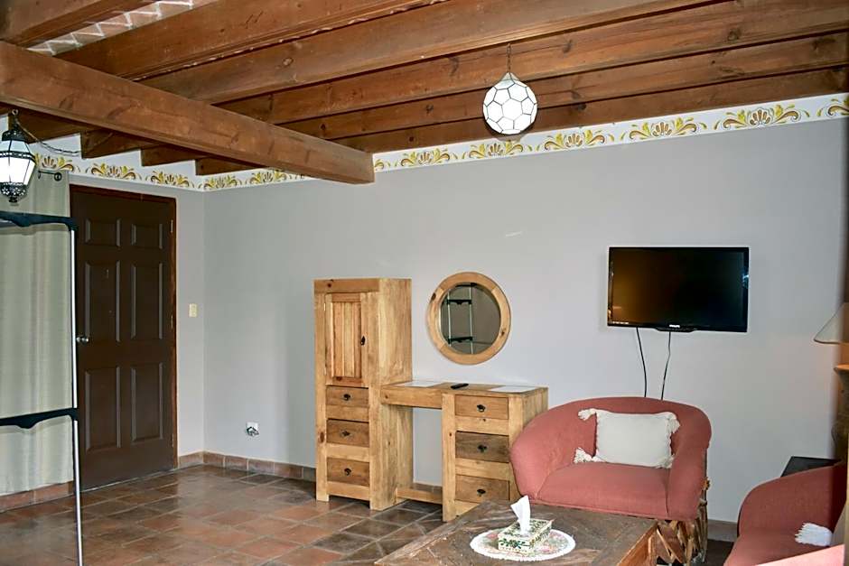Hotel Ana Catalina and Suites
