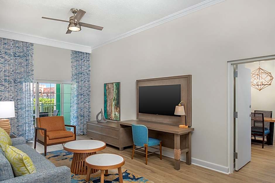 Harborside Resort & Vacation Rentals at Atlantis