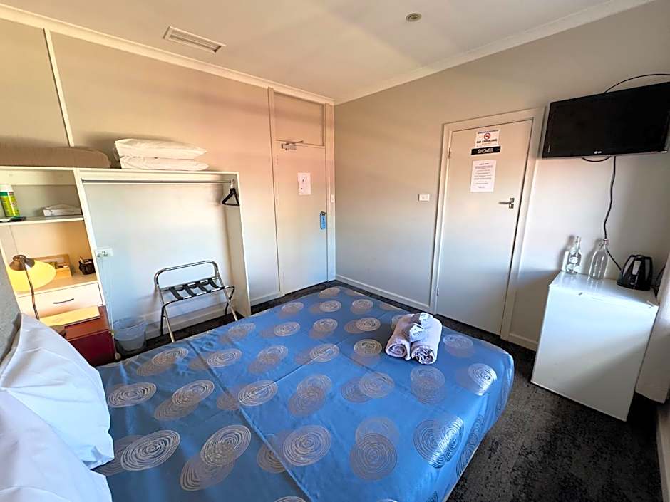 Tailem Bend Riverside Hotel