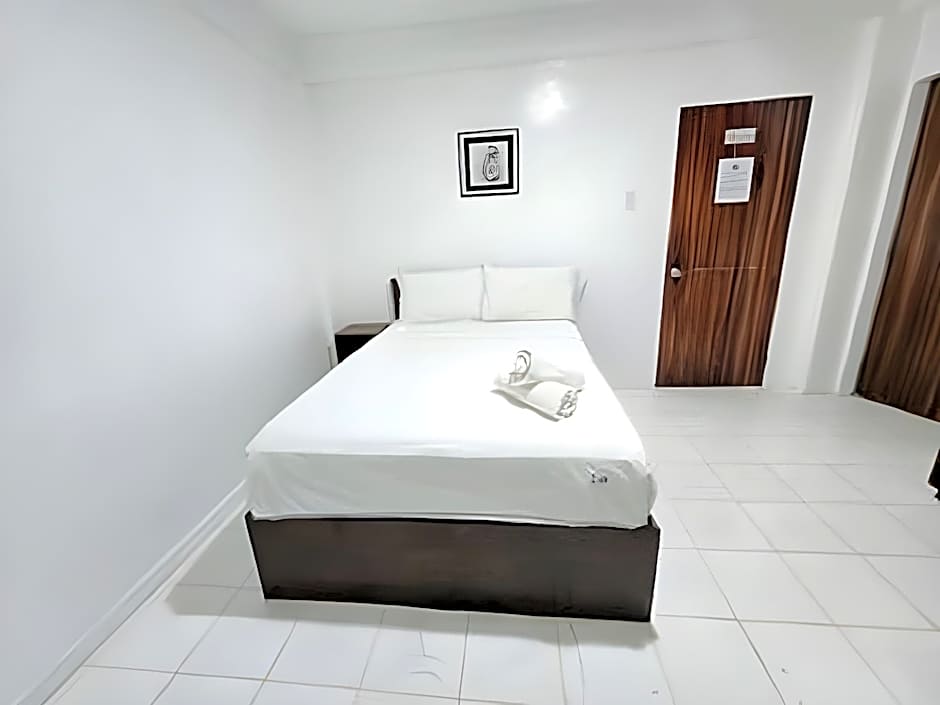 The Victorian by Stevrena Accommodations