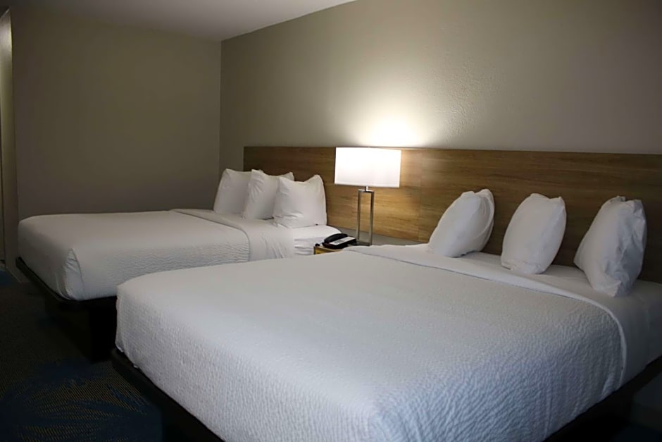Days Inn by Wyndham Waco University Area