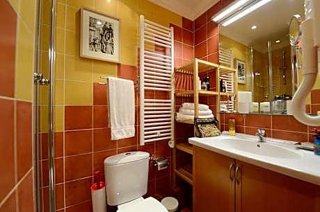 Studio Apartment A3DF Blue Lagoon