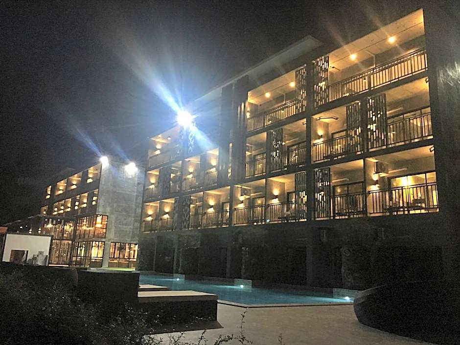 Maneetel Krabi Beachfront