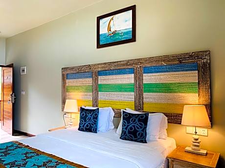 Wave Queen room - 15% Spa discount until 20th October