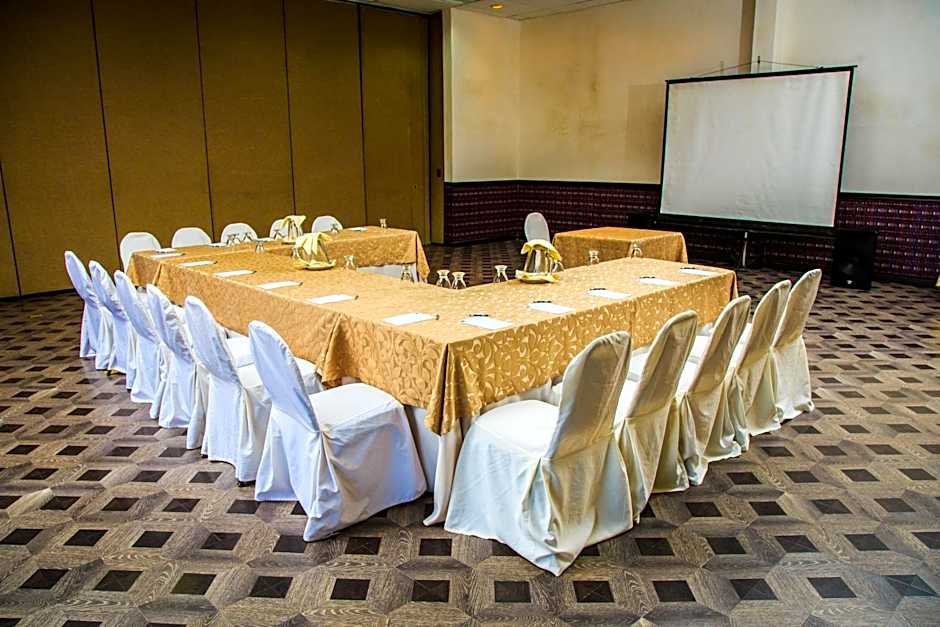 Porta Hotel Del Lago