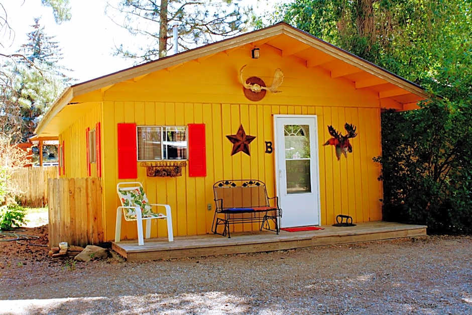 Outpost Motel on the River