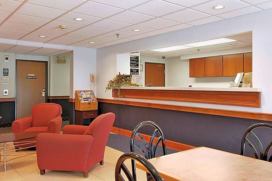 Photo 1 of 26 of Super 8 by Wyndham Manchester Airport