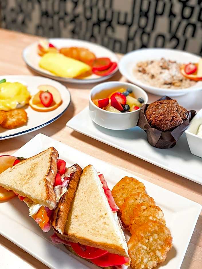 Four Points By Sheraton Kelowna Airport