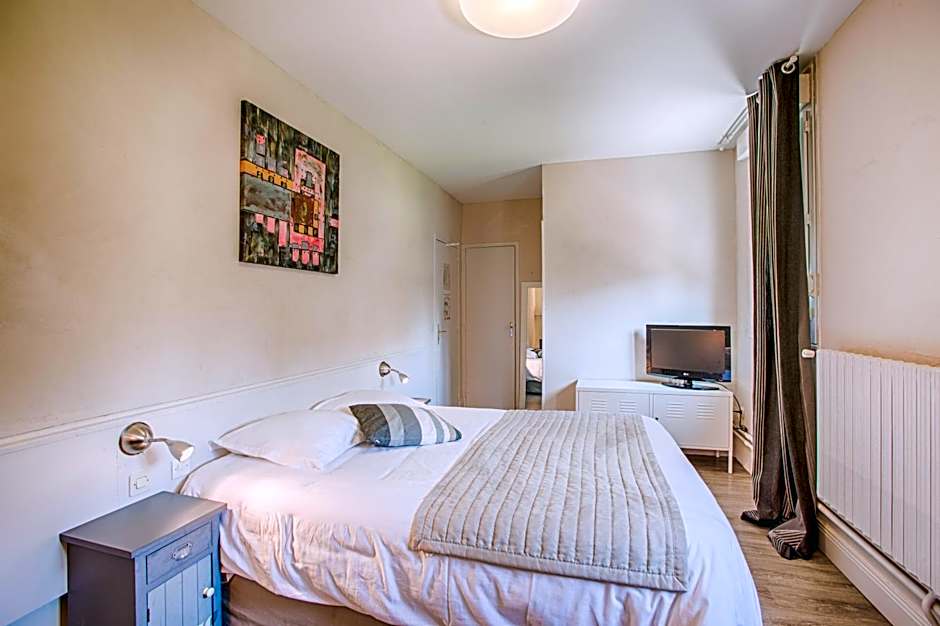 Logis Hôtel Restaurant L'Ile de Sées