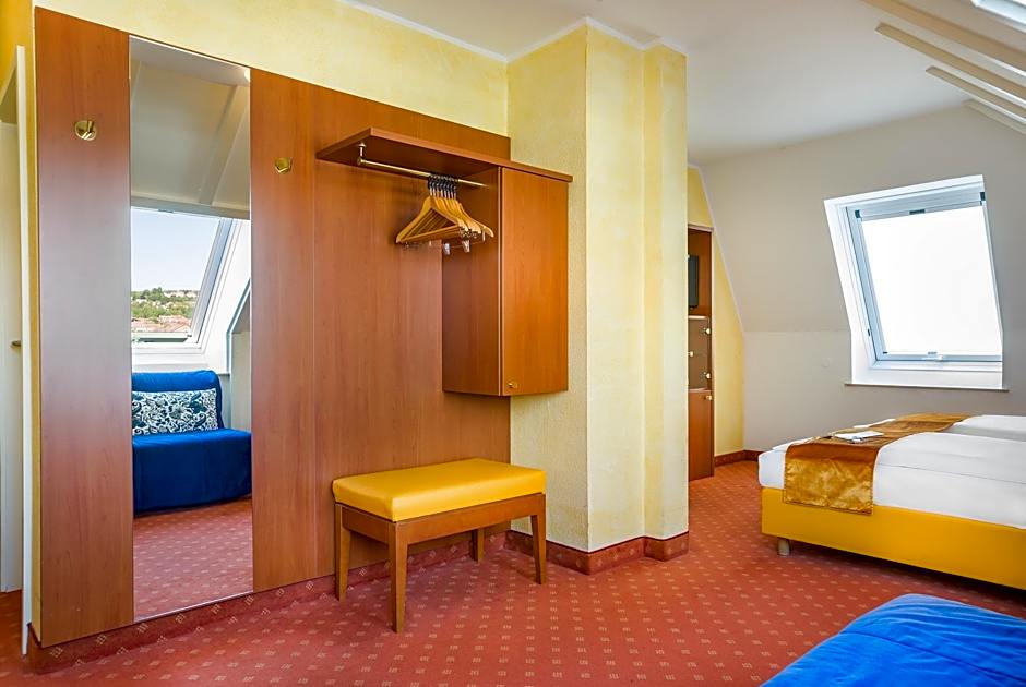 Hotel Rega