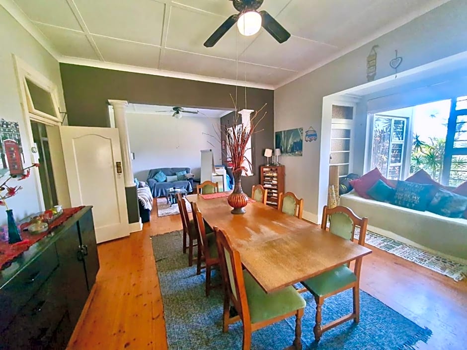 23 Ambleside Holiday Retreat by the sea