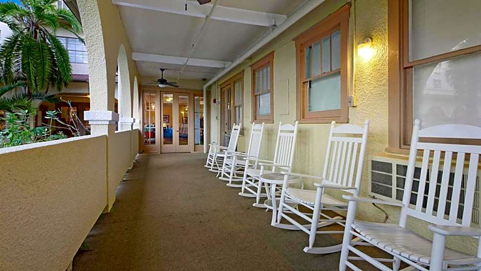 Crystal Bay Historic Hotel