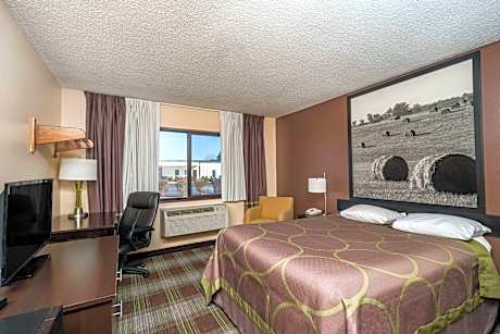 Queen Room - Non-Smoking