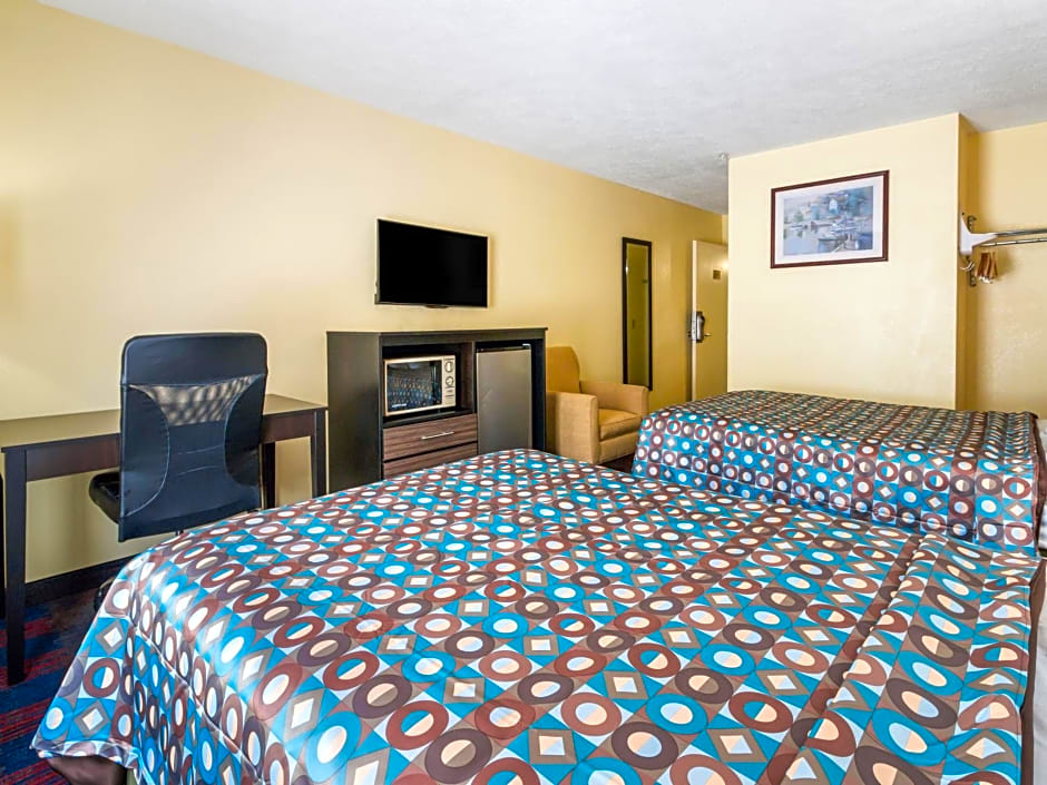 Americas Best Value Inn - Clayton