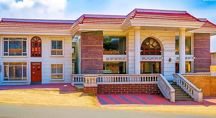 The Majestic Crown Hotel