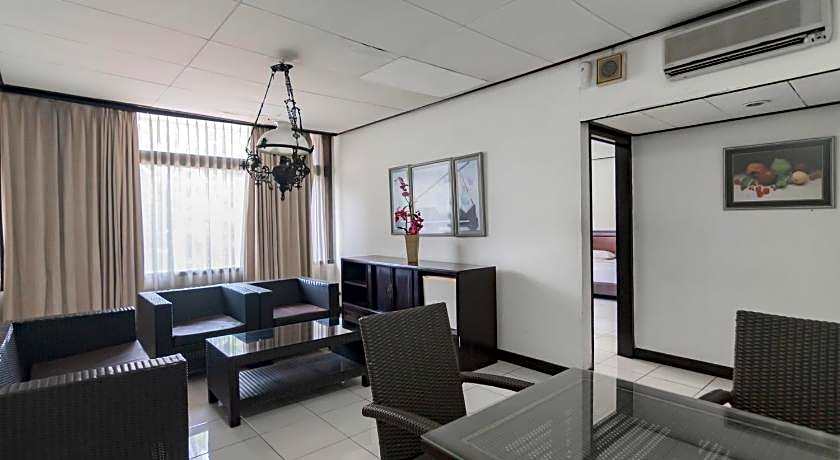 Istana Hotel Bandung Mitra RedDoorz