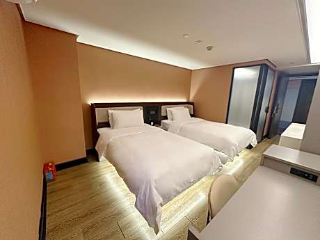 Huazhu - Twin Room A