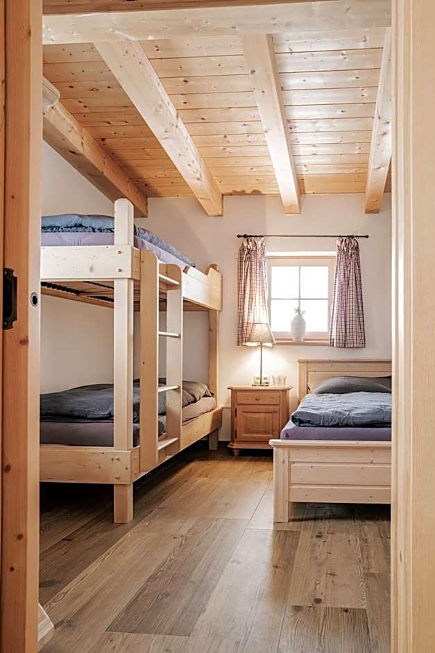 Berggasthaus & Lodge Resterhöhe