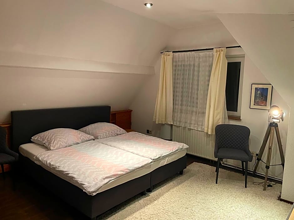Albi Studio HH Airport – Hamburg, VA