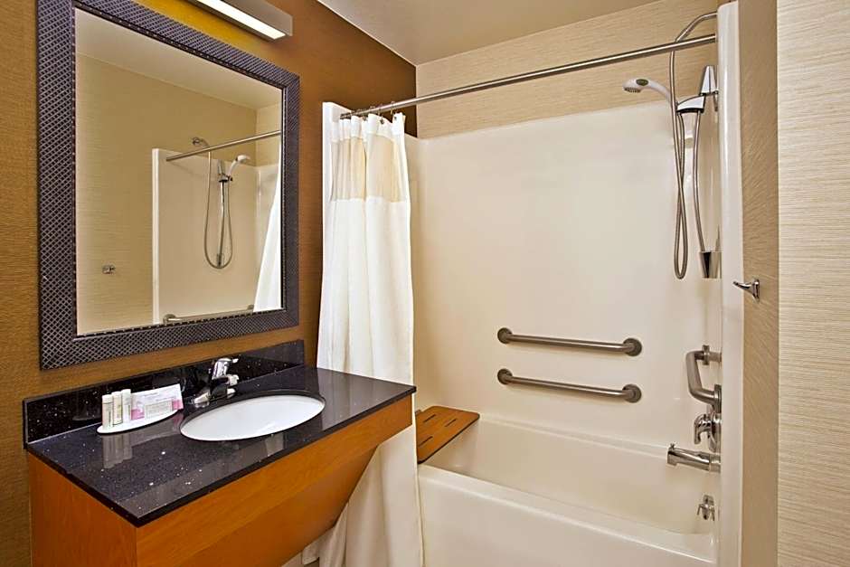 Fairfield Inn & Suites by Marriott Madison West/Middleton