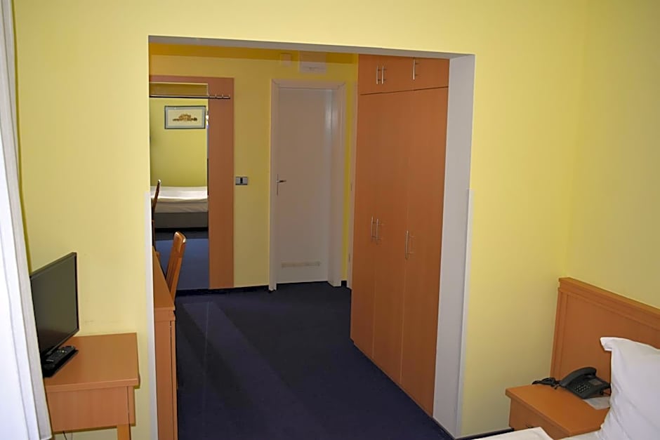 Hotel Tomislavov Dom