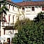 Ariotto Village Hotel