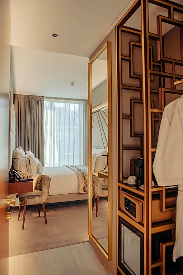 Wine & Books Lisboa Hotel