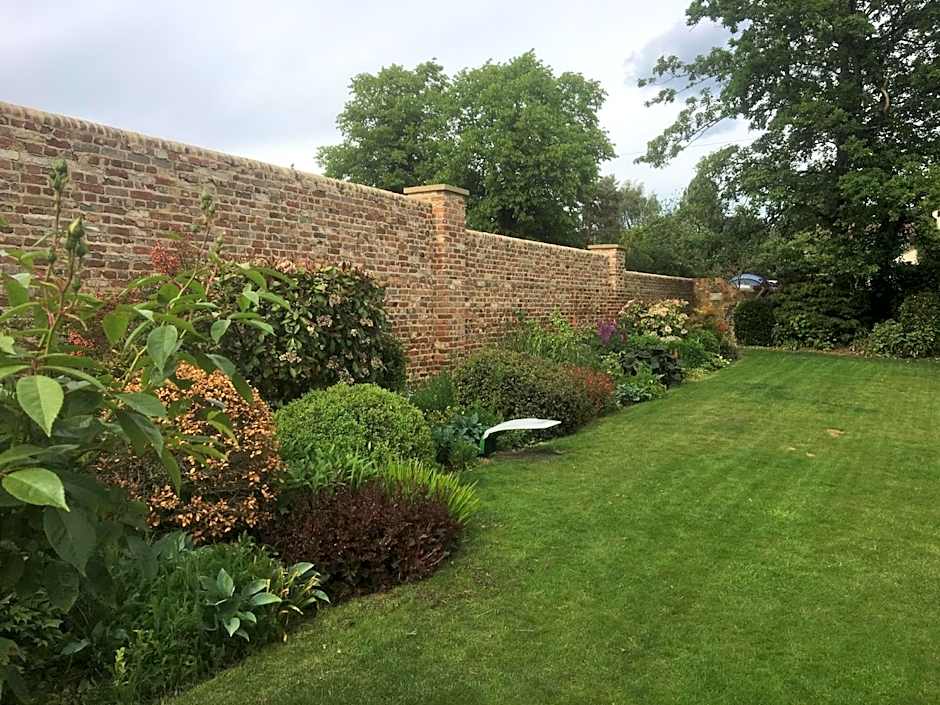 B&B Harlington Manor