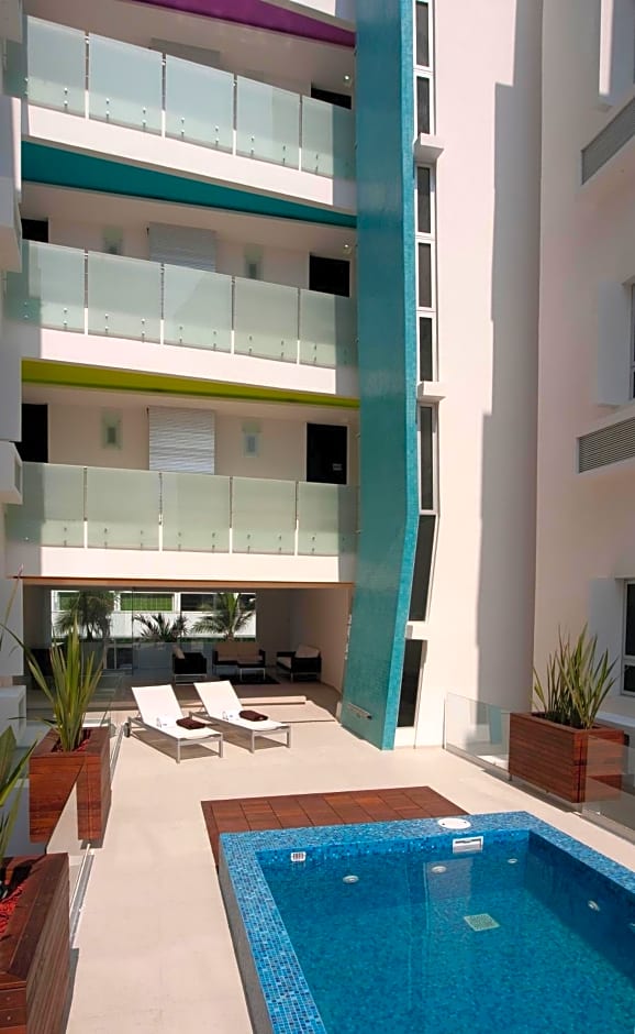 Nu Hotel