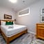NEW, Mountain Chic Suite, Whyte Avenue, Netflix, WiFi, Sleeps 6