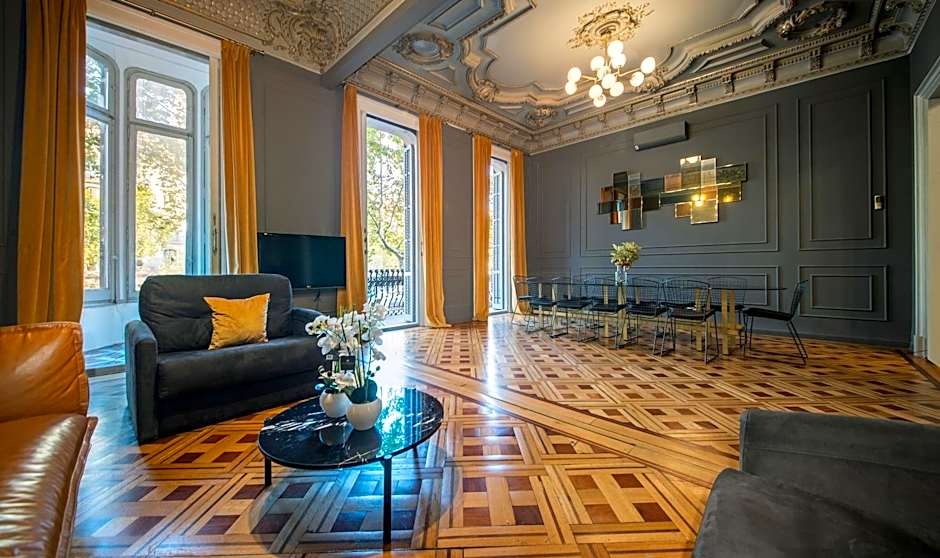 You Stylish City Center Apartments